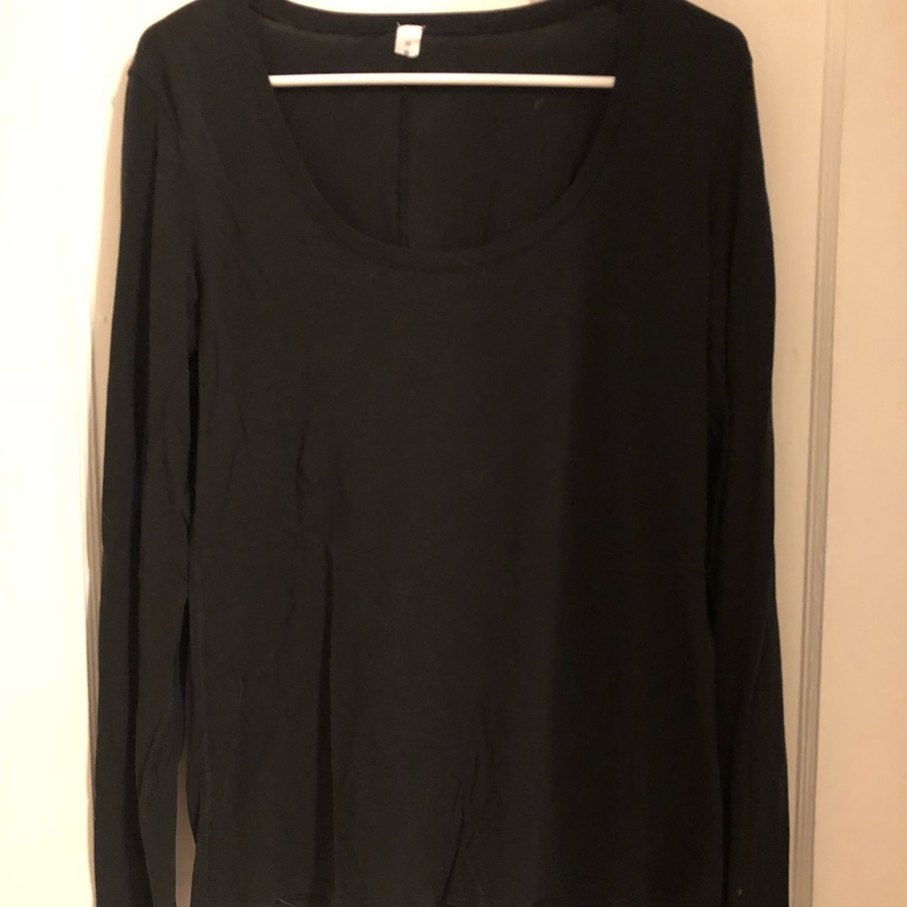 Lululemon long sleeve tee